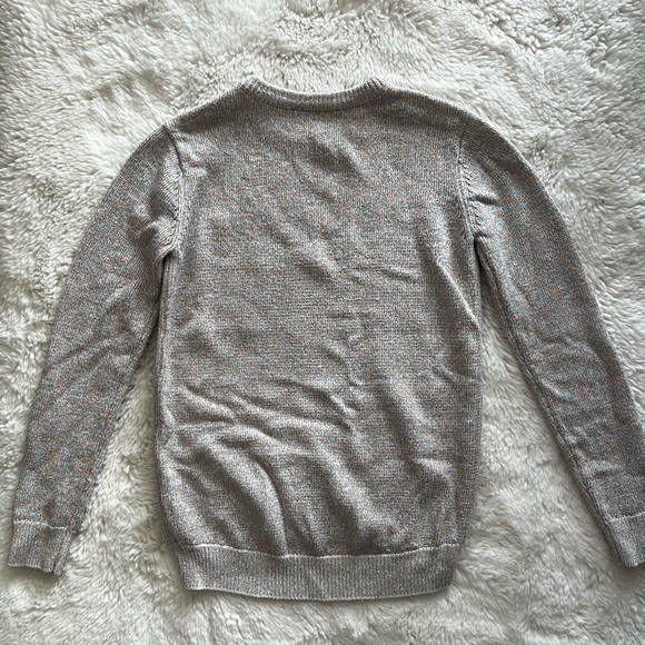 Cute sparkly Guess sweater - Picture 2 of 3